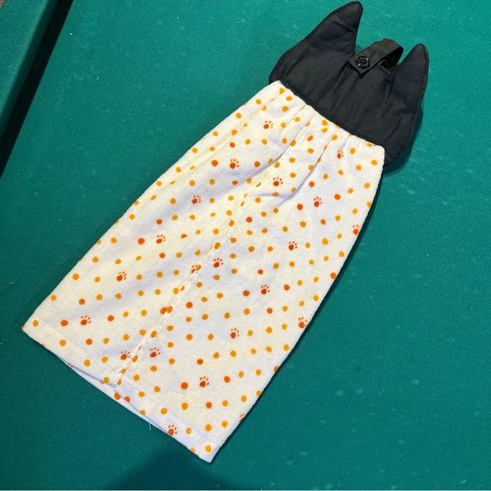 Black Cat Hanging Kitchen Towel is BRAND NEW !